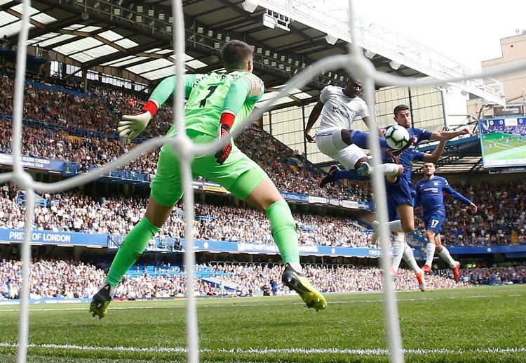 Sol Bamba fires the ball from the mid air earning them an early lead in the 1st half over Chelsea in the Premier League