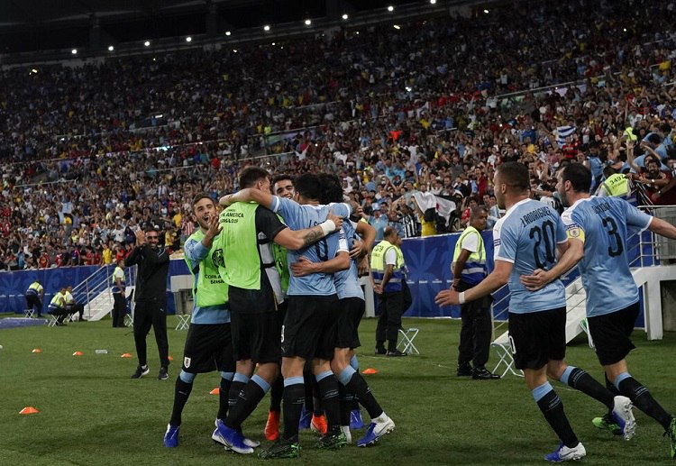 Copa America: Uruguay cố gắng để có thể lựa chọn được gặp Peru trong trận tứ kết này