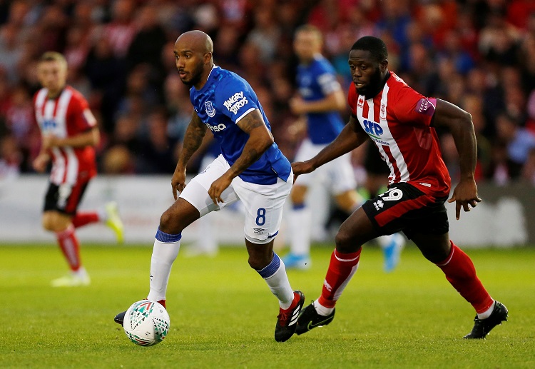 Fabian Delph and Everton look to produce a Premier League upset against the defending champions