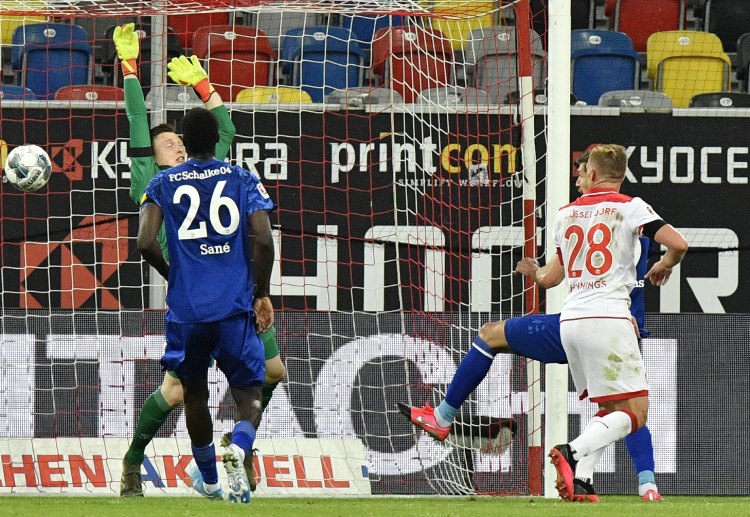 Rouwen Hennings scored the opener in Fortuna Dusseldorf's win against Schalke 04