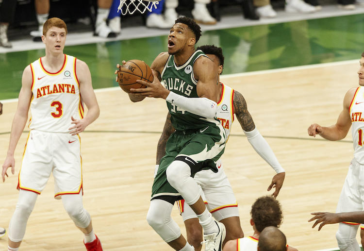 Dự đoán bóng rổ NBA 2021 Playoffs Atlanta Hawks vs Milwaukee Bucks.