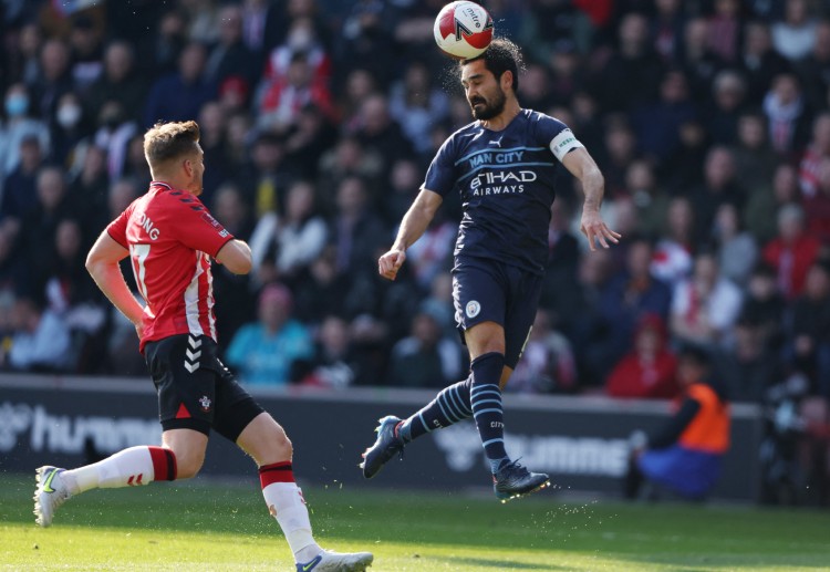 FA CUP: Raheem Sterling đưa Man City dẫn trước nhưng họ vẫn gặp khó khăn trên sân của Southampton trong hiệp 1