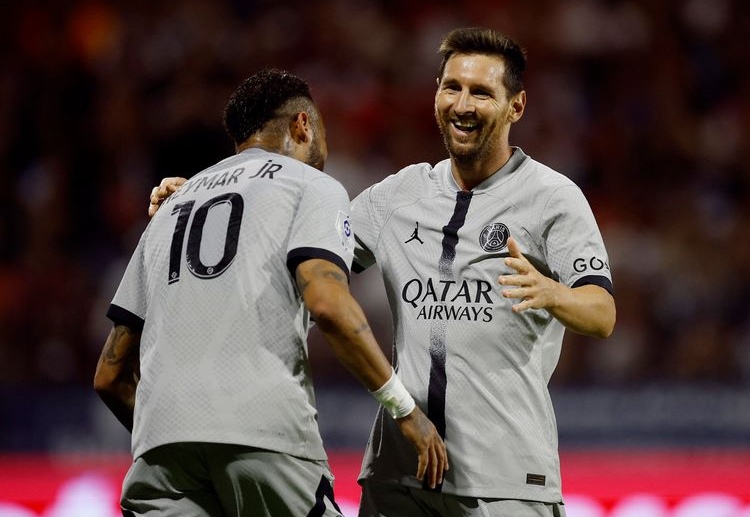 Leo Messi and Neymar have both scored to give PSG a commanding 5-0 win over Clermont in Ligue 1 season opener