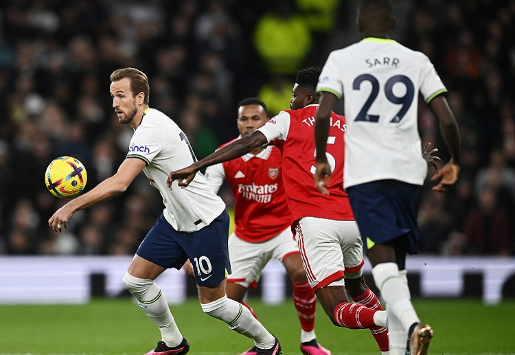 Premier League: Bước sang hiệp hai, Tottenham có hai cơ hội ngon ăn.