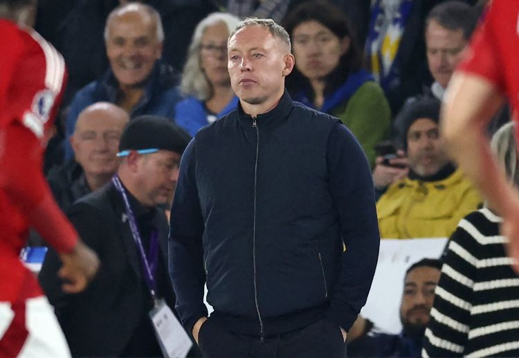 Steve Cooper prepares Leicester City ahead of their Premier League match against Manchester United