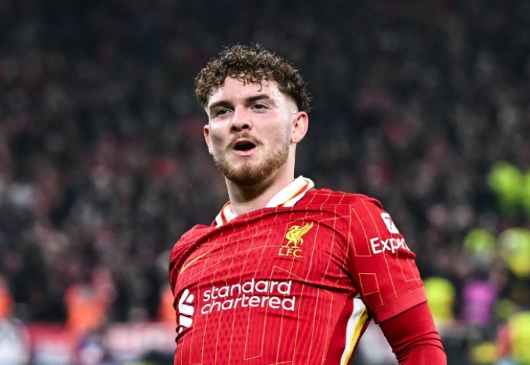 အင်တာမီလန်နဲ့ ဂျူဗင်တပ်စ် တို့ဟာ ပရီးမီးယားလိဂ် ကလပ် လစ်ဗာပူးလ် ကွင်းလယ်လူ ဟာဗေး အဲလီယော့တ်ကို ခေါ်ယူဖို့ စိတ်ဝင်စားနေတယ်လို့ FootItalia က ဖော်ပြခဲ့ပါတယ်။