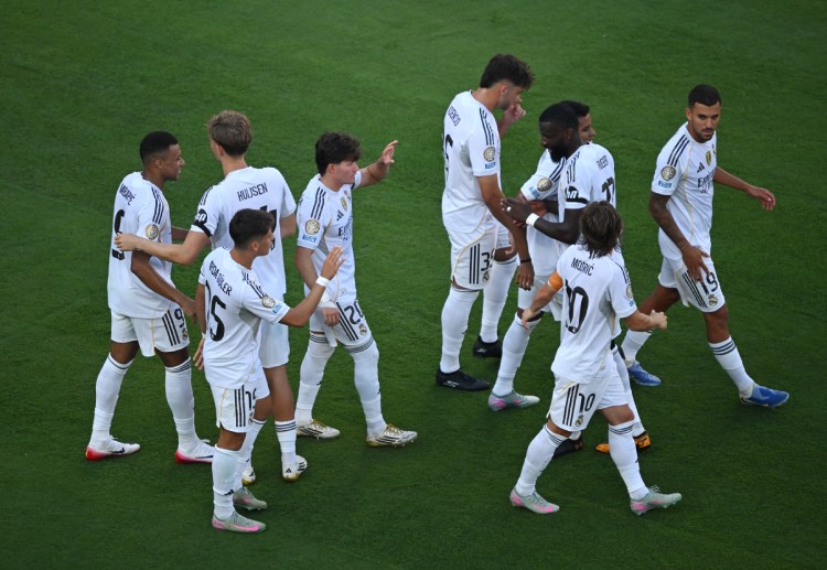 도르트문트전에 교체 투입된 음바페는 후반 추가 시간 4분 극장골을 터뜨리며 팀을 구했다.