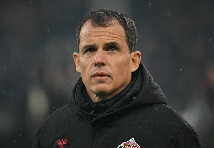 Head coach Regis Le Bris will lead Sunderland as they aim to beat Bournemouth in their next Premier League clash